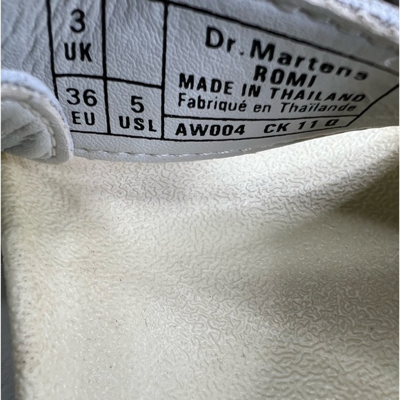 Dr. Martens Romi Chunky Platform Sandals Size 5 Women in Eggshell White - Picture 12 of 12